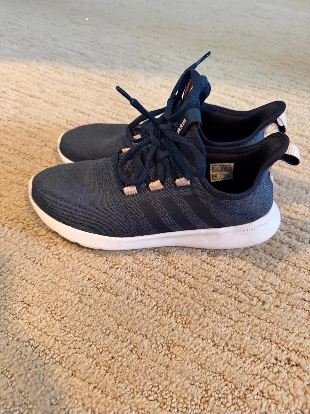 adidas women’s Navy Blue Knit Sneakers with White Sole - cloudfoam